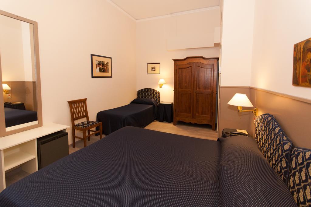 Classic Triple Room